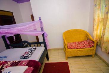 هتل Nice Guest House