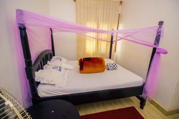 هتل Nice Guest House