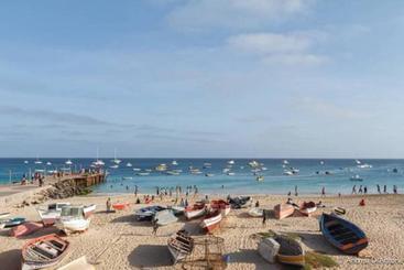 پانسیون Holiday B&b