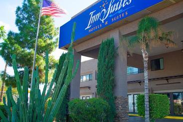 هتل Tempe/phoenix Airport Innsuites  & Suites