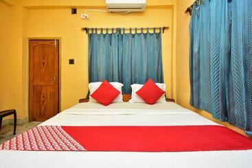 هتل Kahini By Oyo Rooms