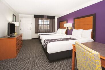 Отель La Quinta Inn By Wyndham Denver Westminster