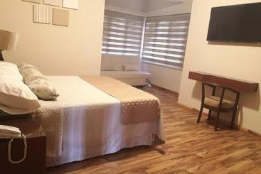 پانسیون Hostal Palamas