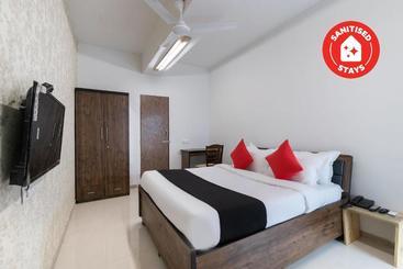 Vaccinated Staff- Capital O 61298 Hotel Casa Blanca
