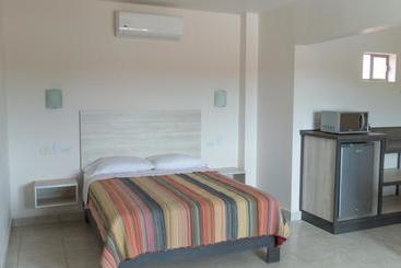 هاستل Magnolias Suites