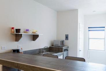 هاستل Magnolias Suites