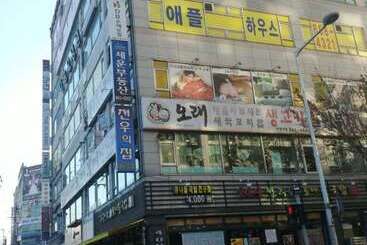 הוסטל Apple House