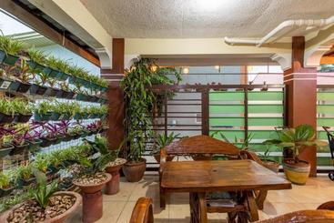 هتل Tagaytay Budget Room