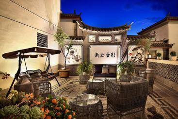 هتل Lijiang Puyuan Jingshe