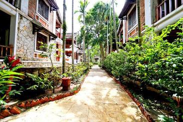 هتل Old Town Resort Phu Quoc