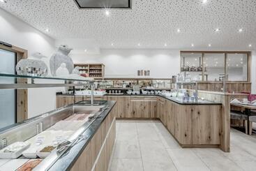 هتل Garni Christine