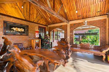 Huu Le Garden Resort