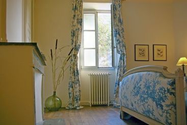 تختخواب و صبحانه Les Chambres Anglaises