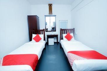 Station Garden Hotel And Resturant By Oyo Rooms