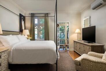 هتل Mill Valley Inn