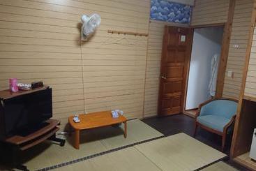 پانسیون Ishigakijima Park House