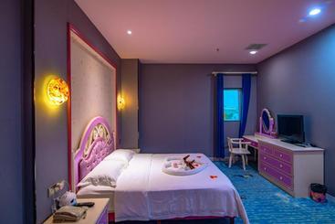 هتل Ramada Encore By Wyndham Guangzhou Panyu