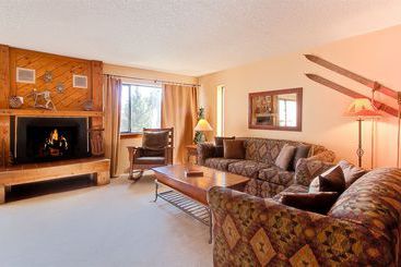 هتل Pine Ridge Condominiums