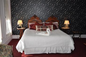 The Palace Hotel And Bath House Spa