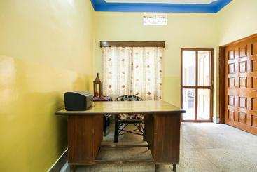 هتل Spot On Cherish Guest House