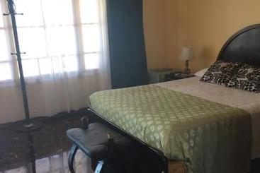پانسیون Hostal Gipuzkoa