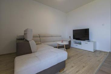 Apartment Vedry