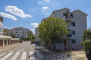 Apartment Vedry