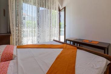 Apartments Ankica