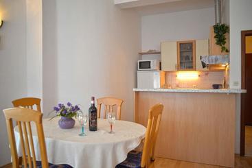 Apartments Divna