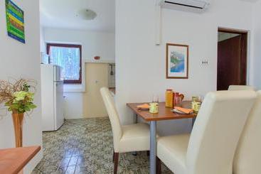 Apartments Vlatko