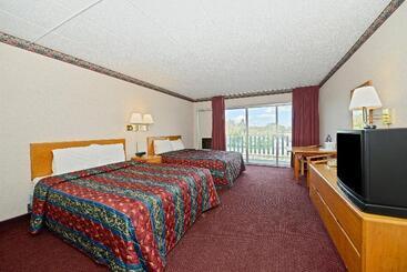فندق Howard Johnson By Wyndham Benton Harbor/st. Joseph