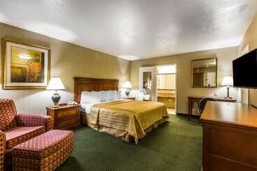 호텔 Quality Inn Near China Lake Naval Station