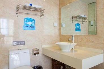 هتل 7days Inn Shenzhen Luohu Subway Station