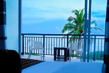 هتل Aura Weligama Bay