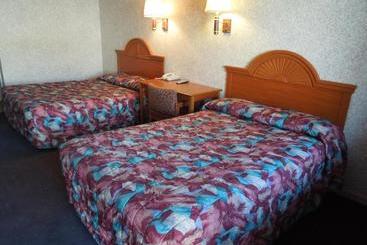 هتل Red Carpet Inn Absecon