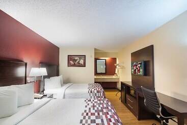 Отель Red Roof Inn Dayton  Fairborn/ Nutter Center