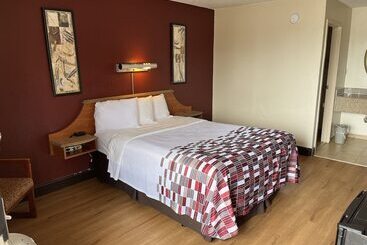 هتل Red Roof Inn Virginia Beach  Norfolk Airport