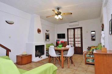 Dafni Maisonette Nea Potidea