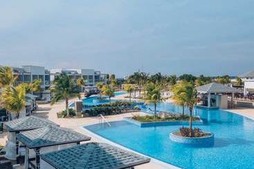 هتل Iberostar Coral Holguin