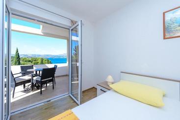 Apartments Aida