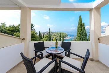 Apartments Aida