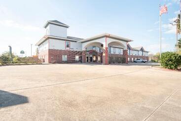 בית מלון כפרי Oyo Townhouse Clute Lake Jackson