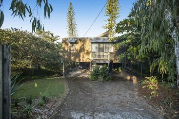 Жильё для туристов Summer Place   24 Shearwater Street