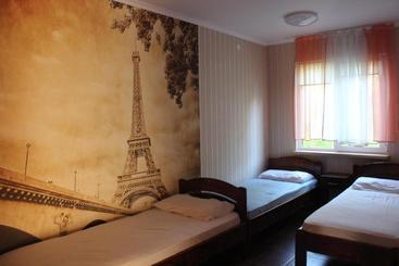 בית מלון כפרי мандри