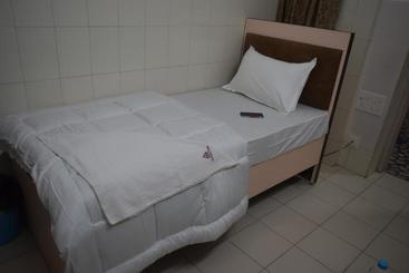 هتل Athidhi Inn