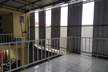 هتل Oyo 2833 Kost Harmony