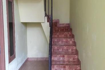 هتل Spot On 2846 Kost Faza