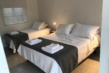 پانسیون Hostal Casa 95