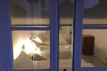 پانسیون Hostal Casa 95