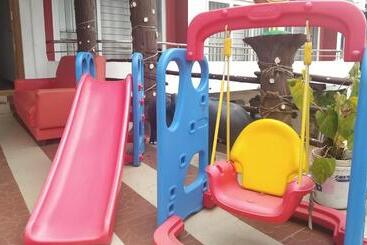 هتل Ooty Dormitories